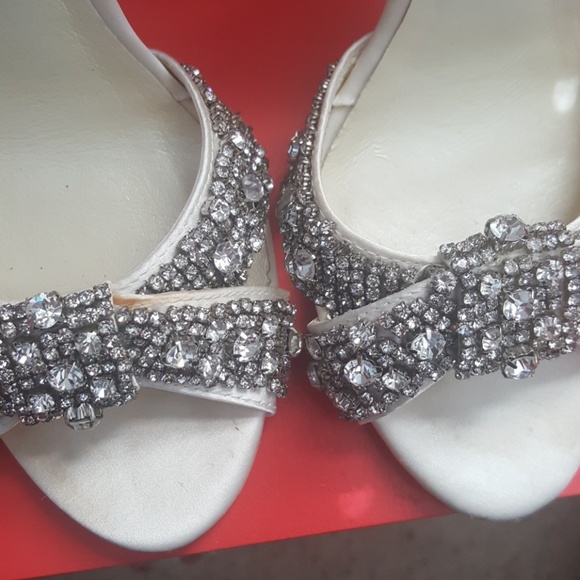 Menbur Crystalline Heels - Picture 2 of 6